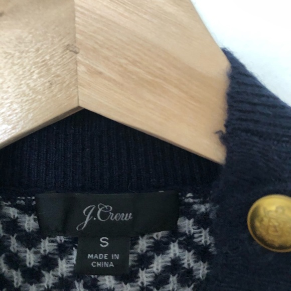 J Crew Button Detail Mockneck Sweatet Herringbone - Picture 4 of 6